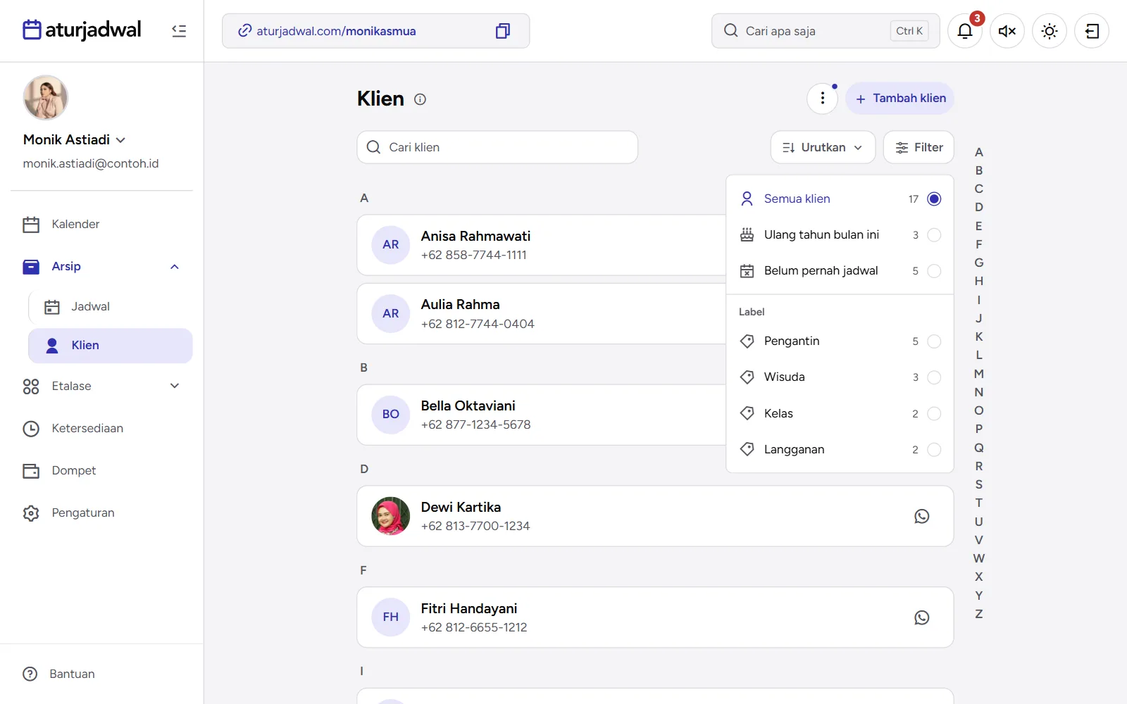 Tangkapan layar: menu Filter klien dengan pilihan ulang tahun, belum pernah jadwal, dan label, tampilan desktop